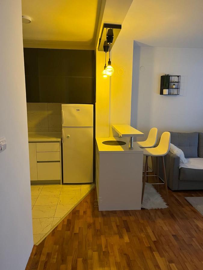 וראנג'ה Apartman Lux מראה חיצוני תמונה